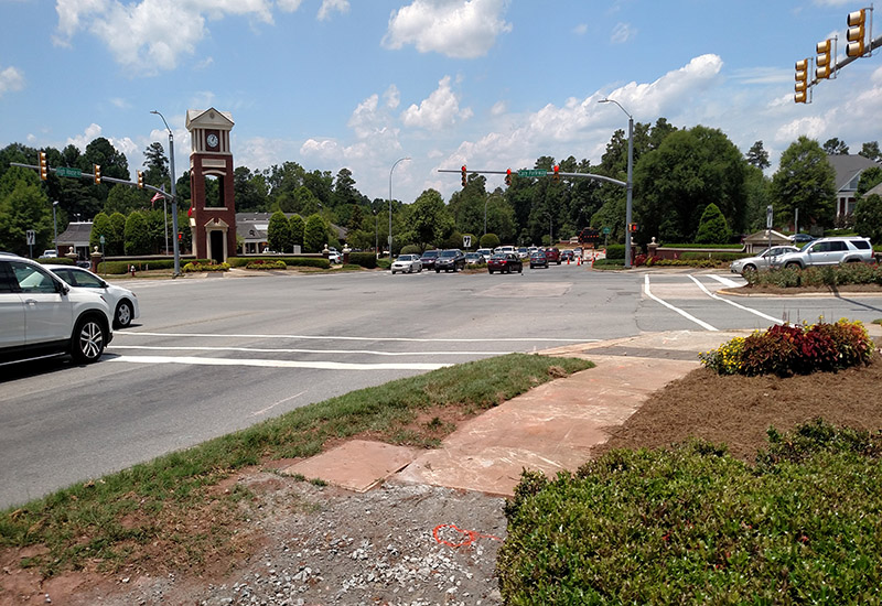 High House/Cary Parkway Intersection Adding New Turn Lanes