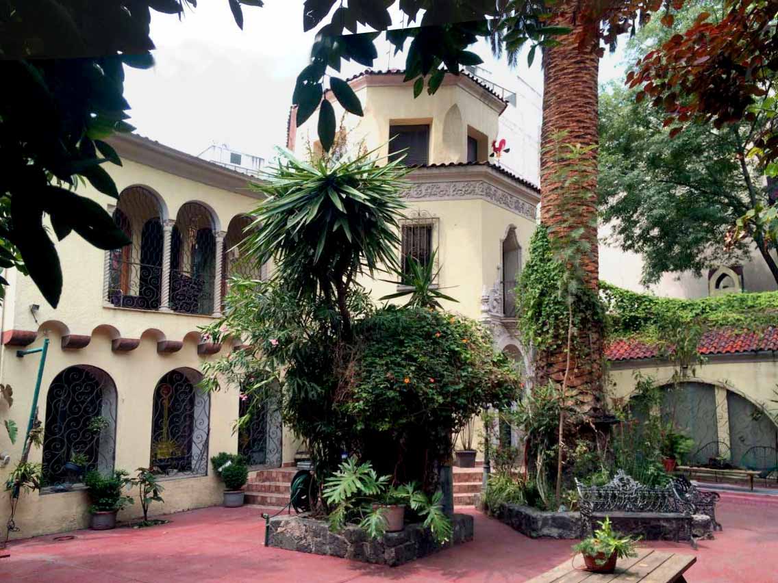 Casa León Casa León