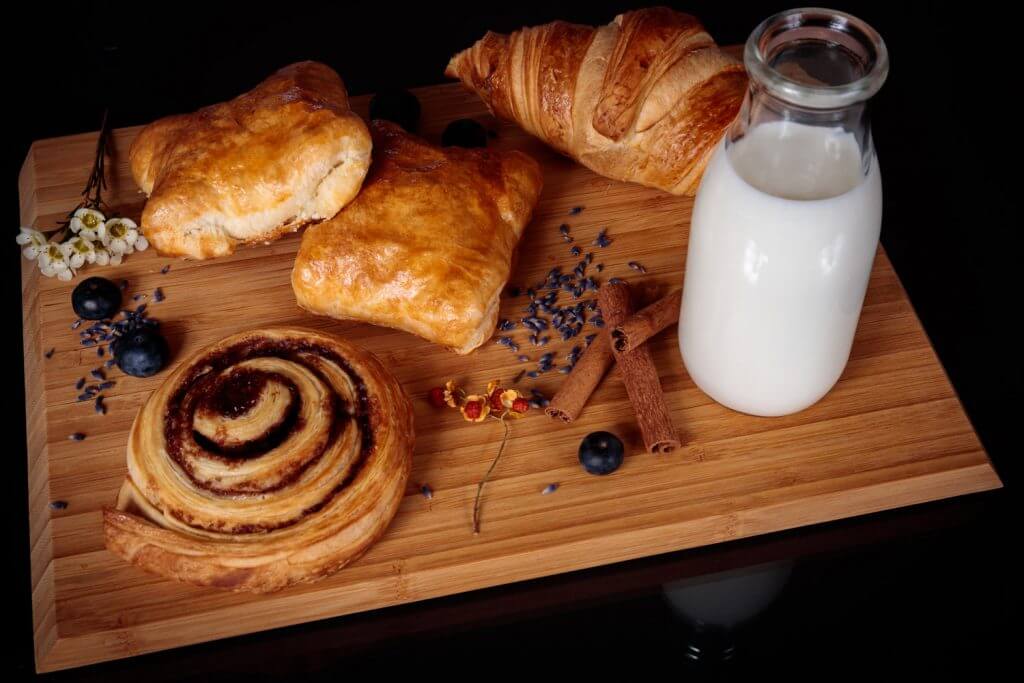 Oakville Pastry Bakery Burlington Casa Romana Sweets