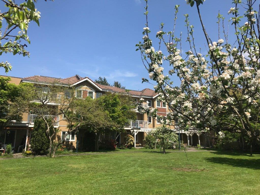 Facilities Independent Living Casa Serena