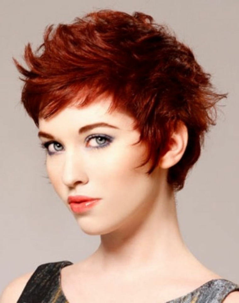 Pelo escalado cortes de moda y consejos para un look perfecto