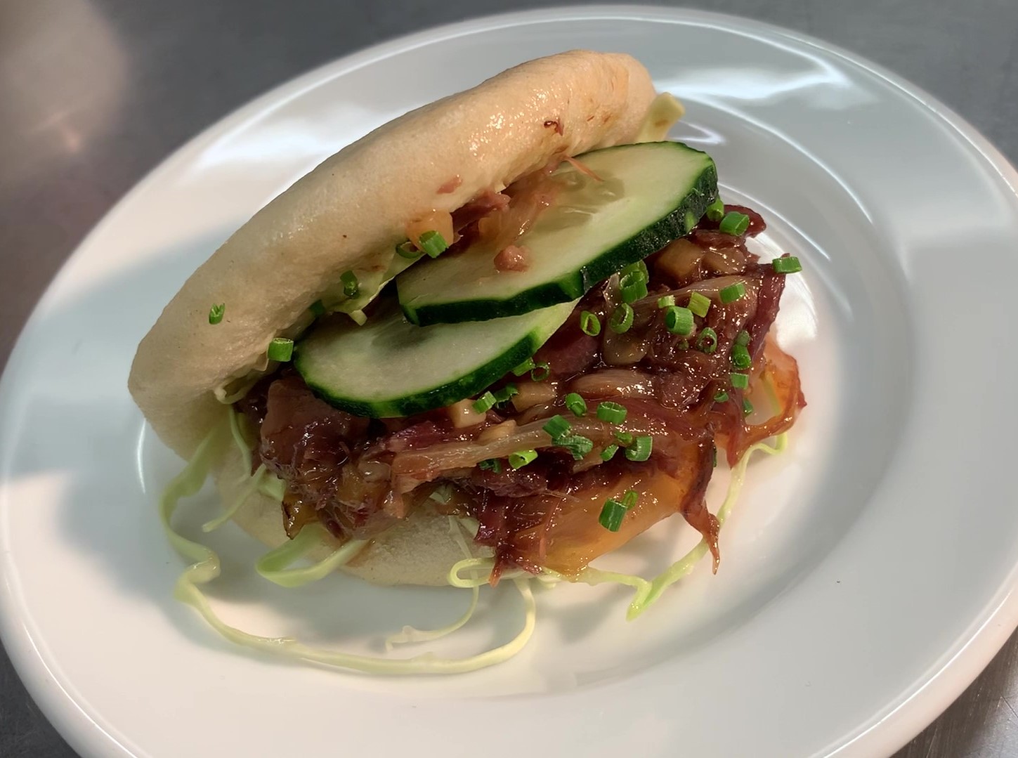 Pan bao de carrillera de cerdo con soja