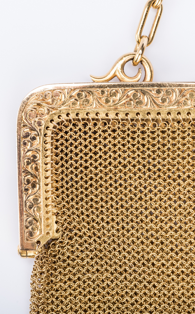 Lot 43 18K Gold Mesh Purse, 207 grams Case Antiques