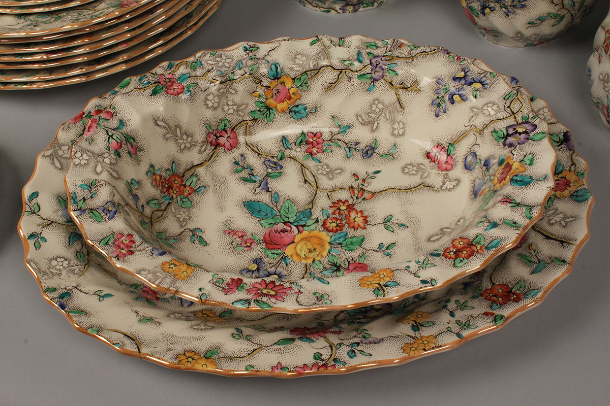 Lot 607 Copeland Spode "Patricia" Dinnerware, 29 pcs.