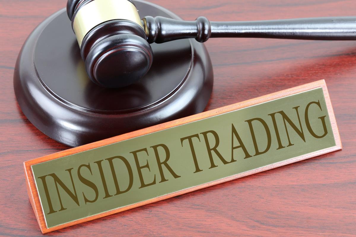 Understanding the Legal and Illegal Sides of Insider Trading Cash h