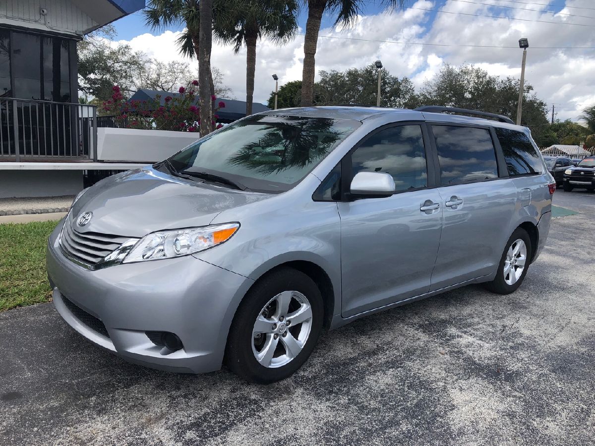 2017 Toyota Sienna