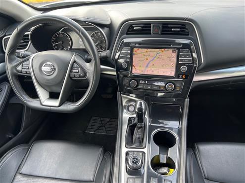 2021 Nissan Maxima