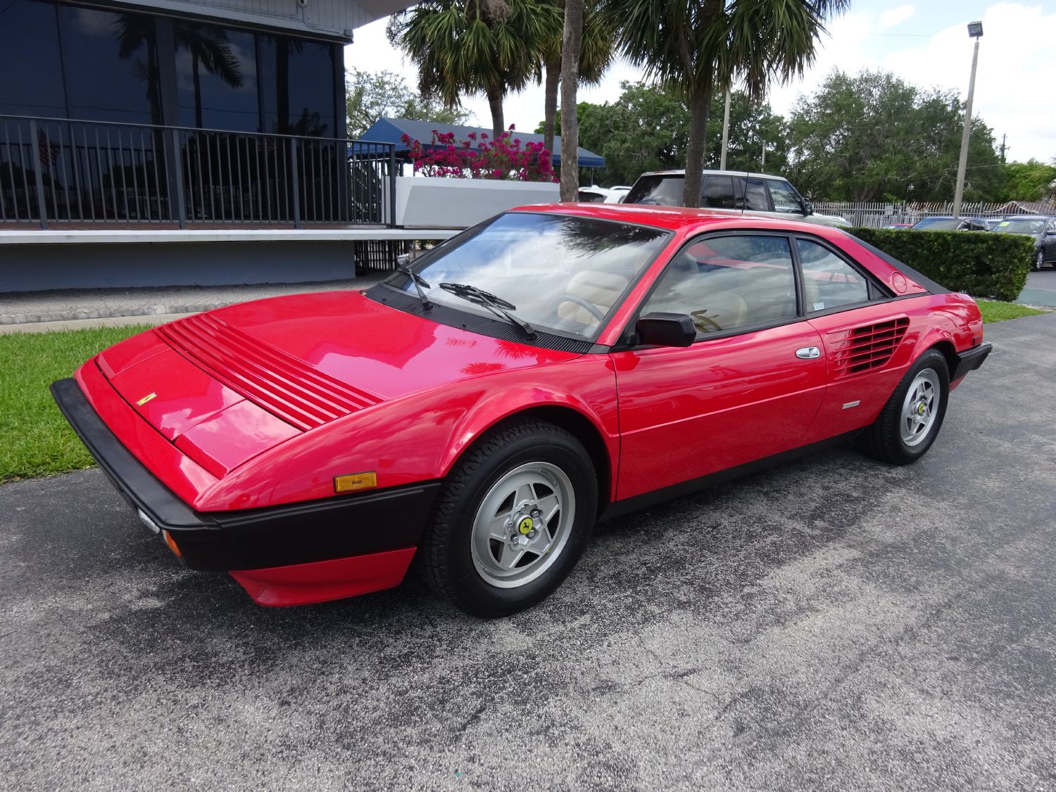 1982 Ferrari Mondial 8