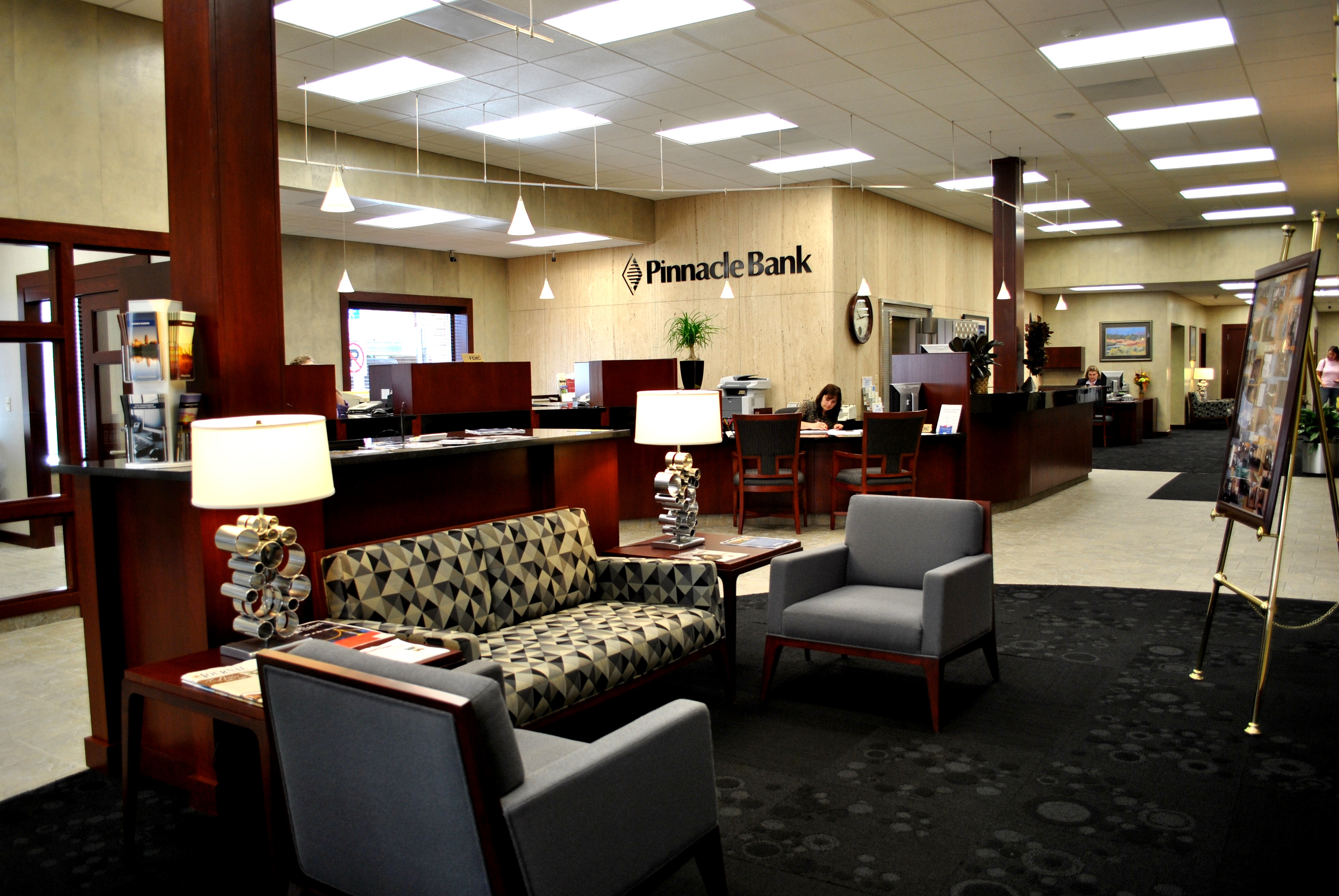 Pinnacle Bank Remodel — Caspers Construction