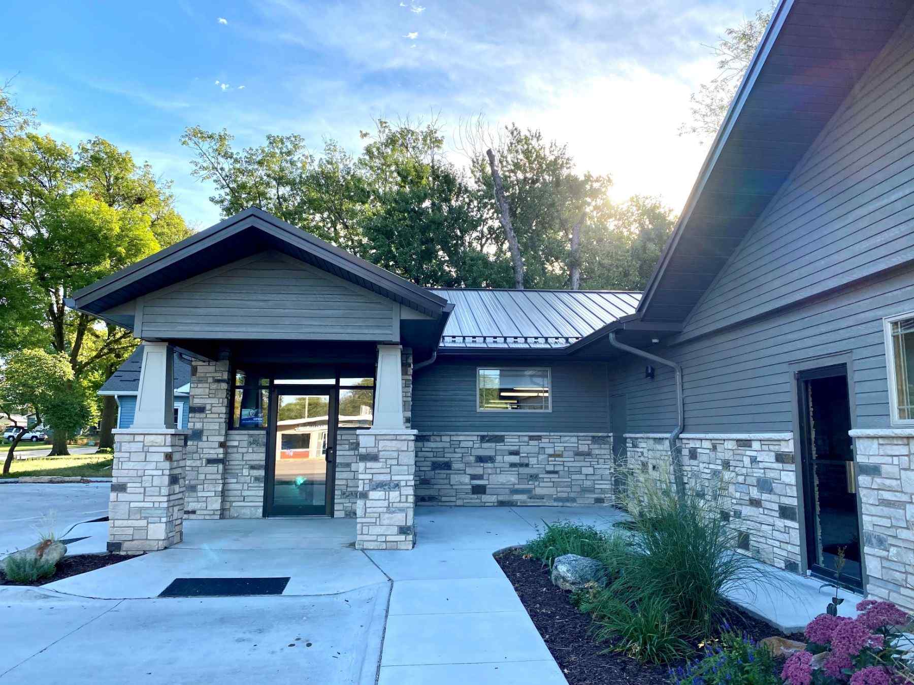 Oakview Vet Clinic — Caspers Construction