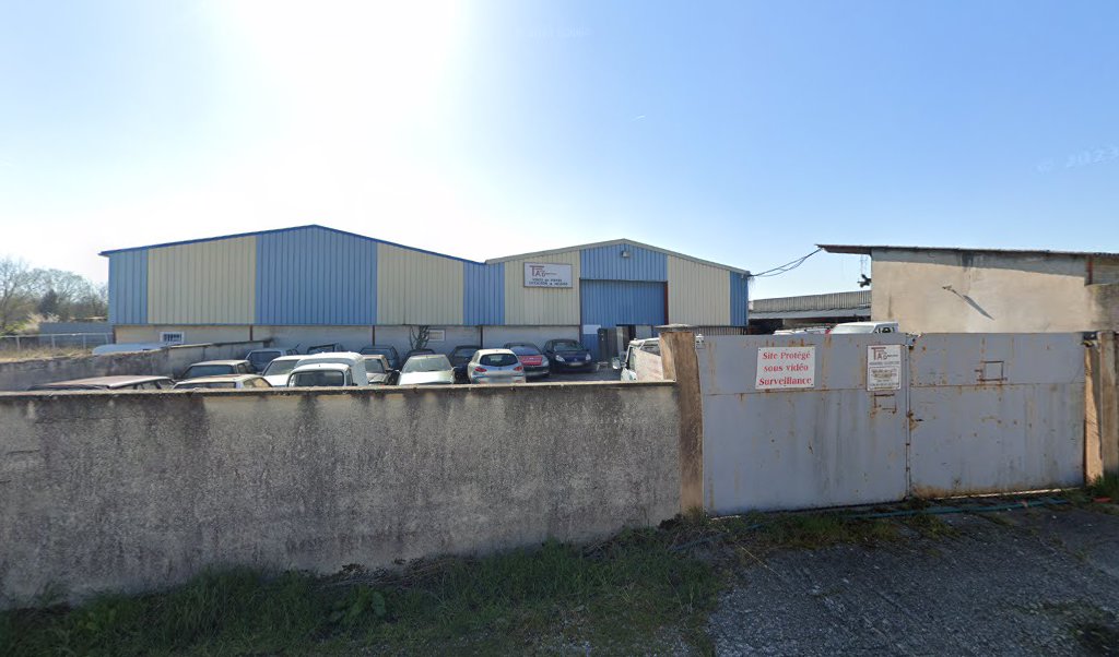 Casse auto Tabard Autos Démolition, Centre VHU Agréé ouvert à La