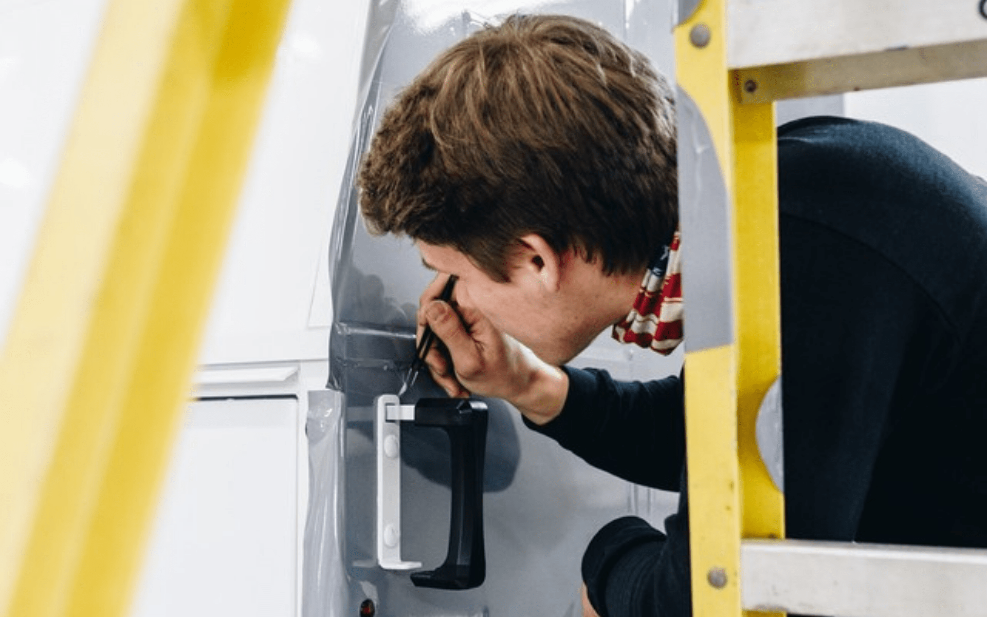 Why is My Vehicle Wrap Peeling Off?