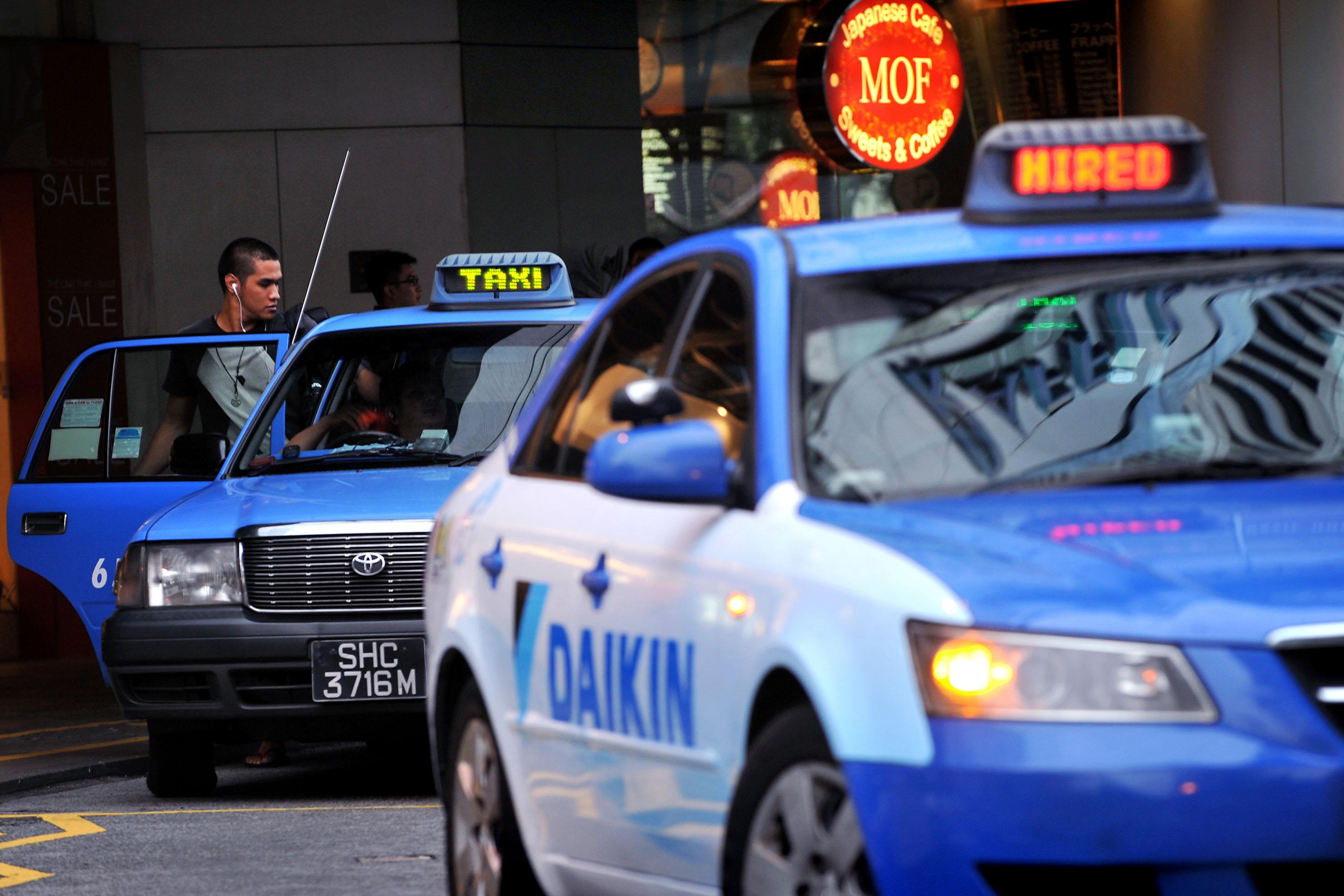 ComfortDelGro adds Toyota Alphard Hybrid models to limousine taxi fleet