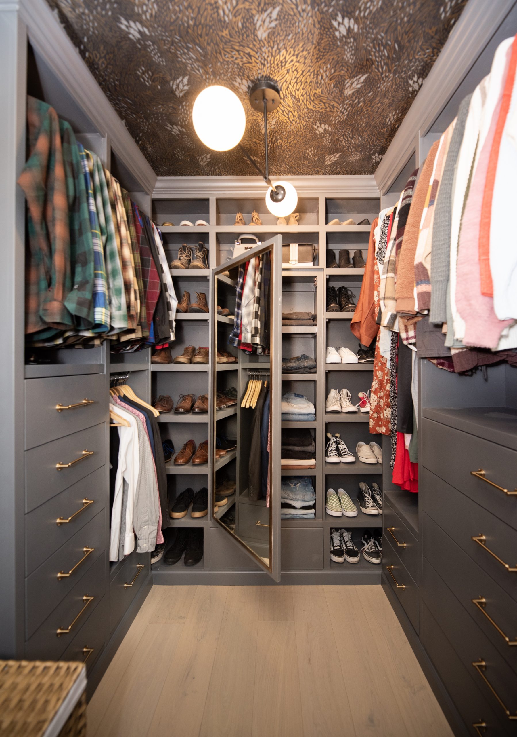 Diy Walk In Closet Makeover