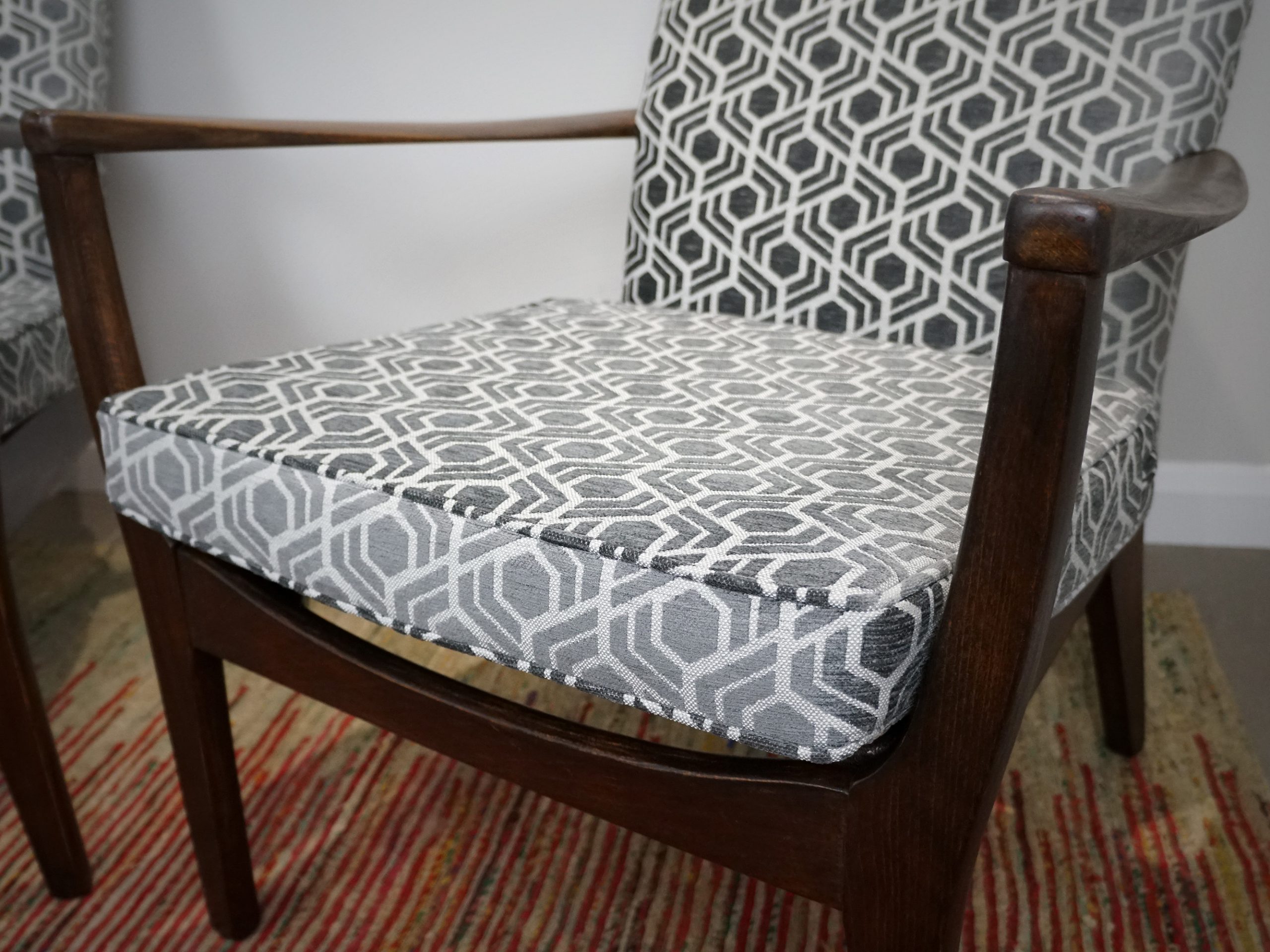 Pair of Parker Knoll Chairs Model No PK 964/5/6/ the ‘Abinger’ Casta Blue