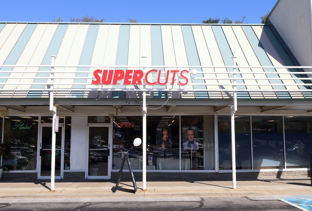 Super Cuts to the Shoppes at Caste Village