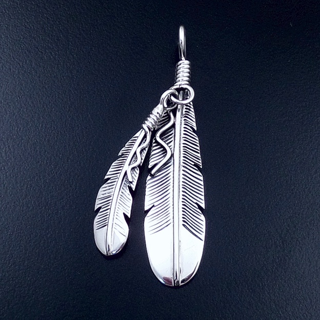 44021 Joe Mace Intricate Sterling Silver Double Feather Pendant