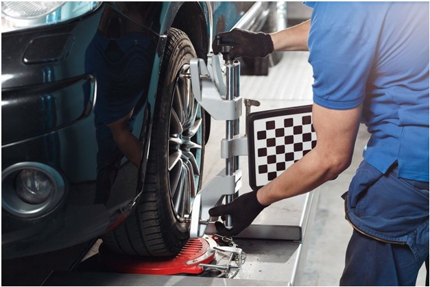 Understanding the Impact of Wheel Alignment on Tire Wear and Vehicle