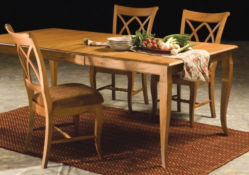 Get Extra Festive This Season With These Fall Dining Room Decorating