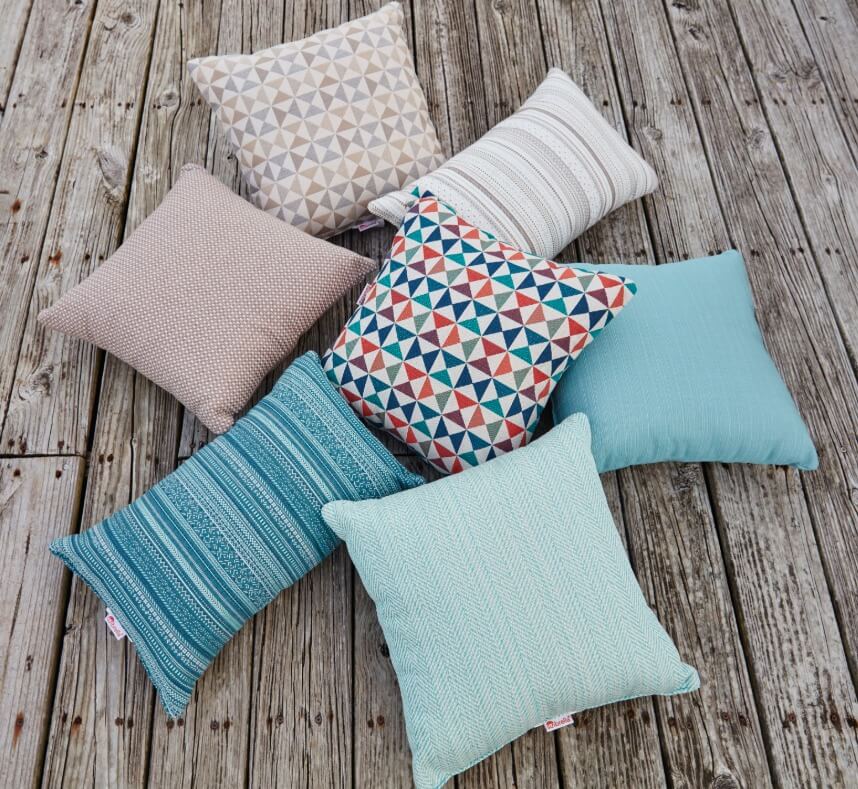 pillows Casual Living Patio & Poolside