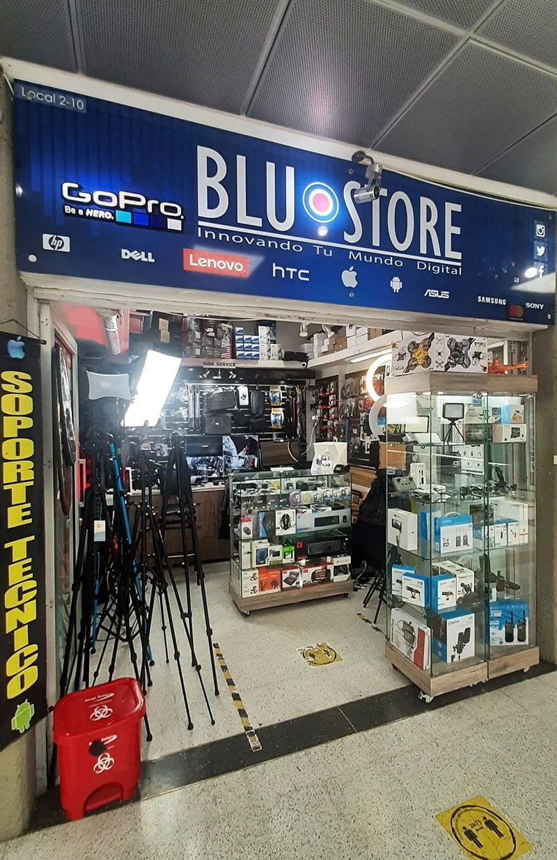 BLU STORE Centro de Alta Tecnología