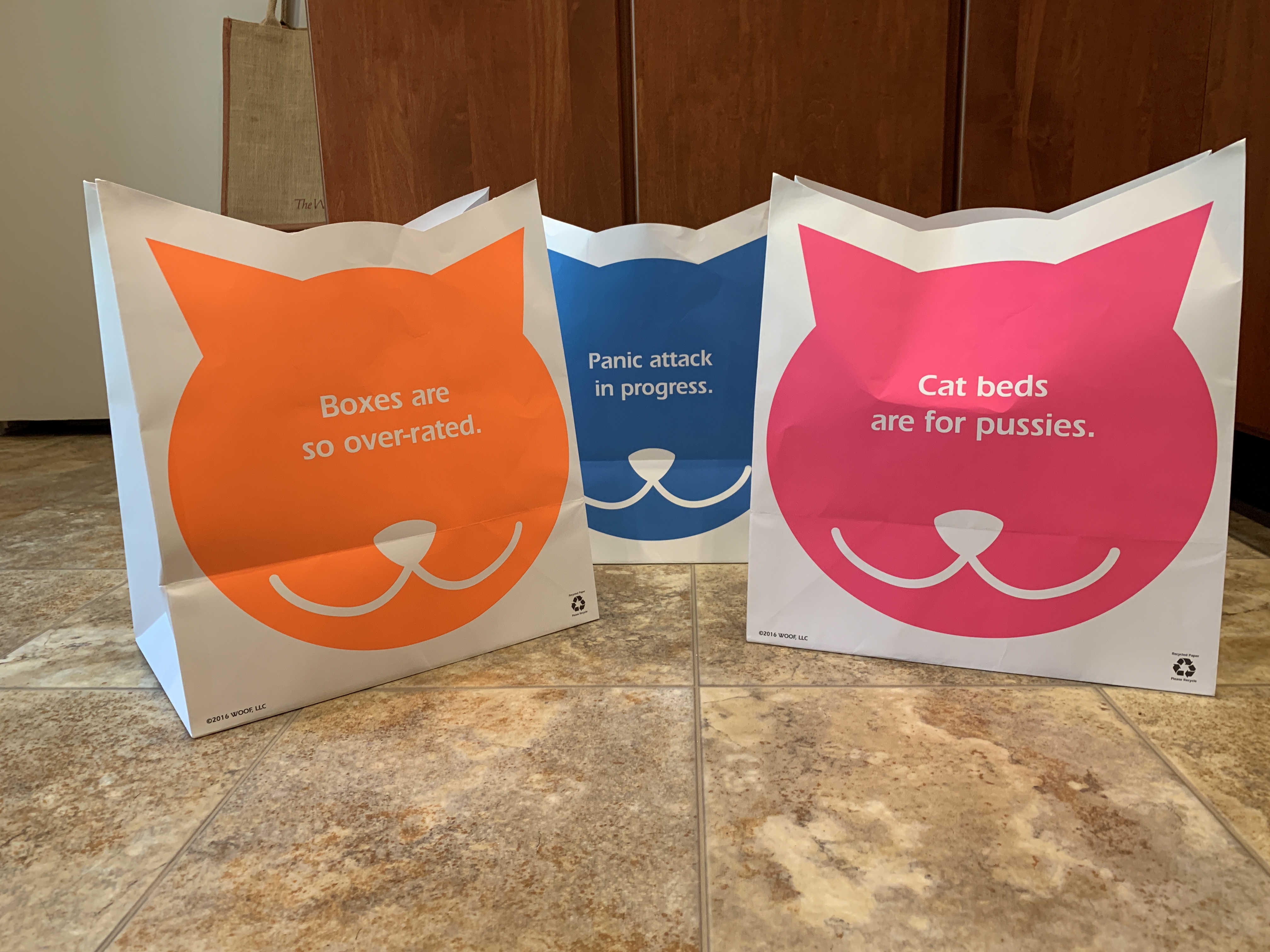 "CATS LOVE BIG BAGS" Cat Authors