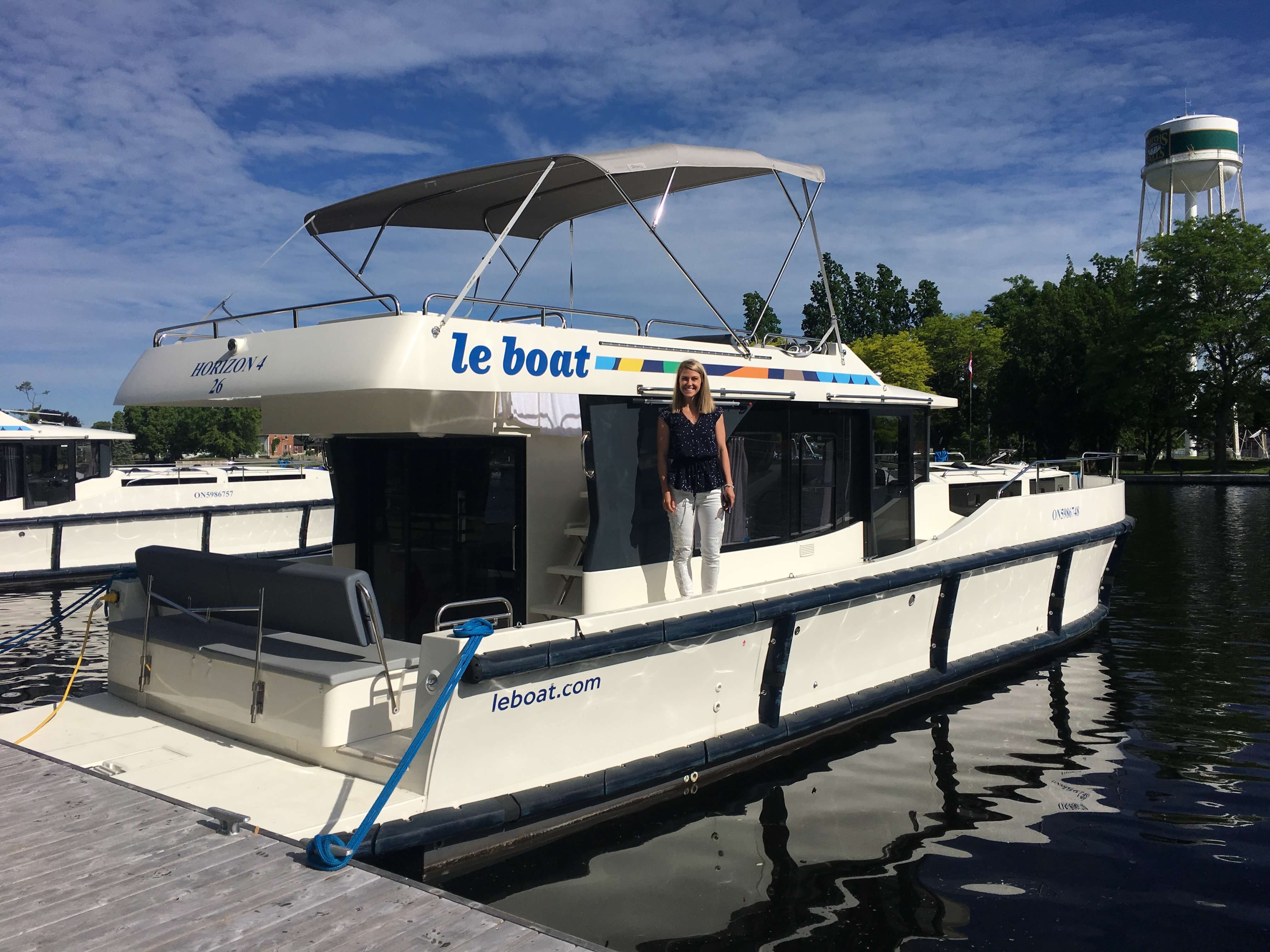 Why You Should Cruise The Rideau Canal in a Luxury Le Boat Houseboat