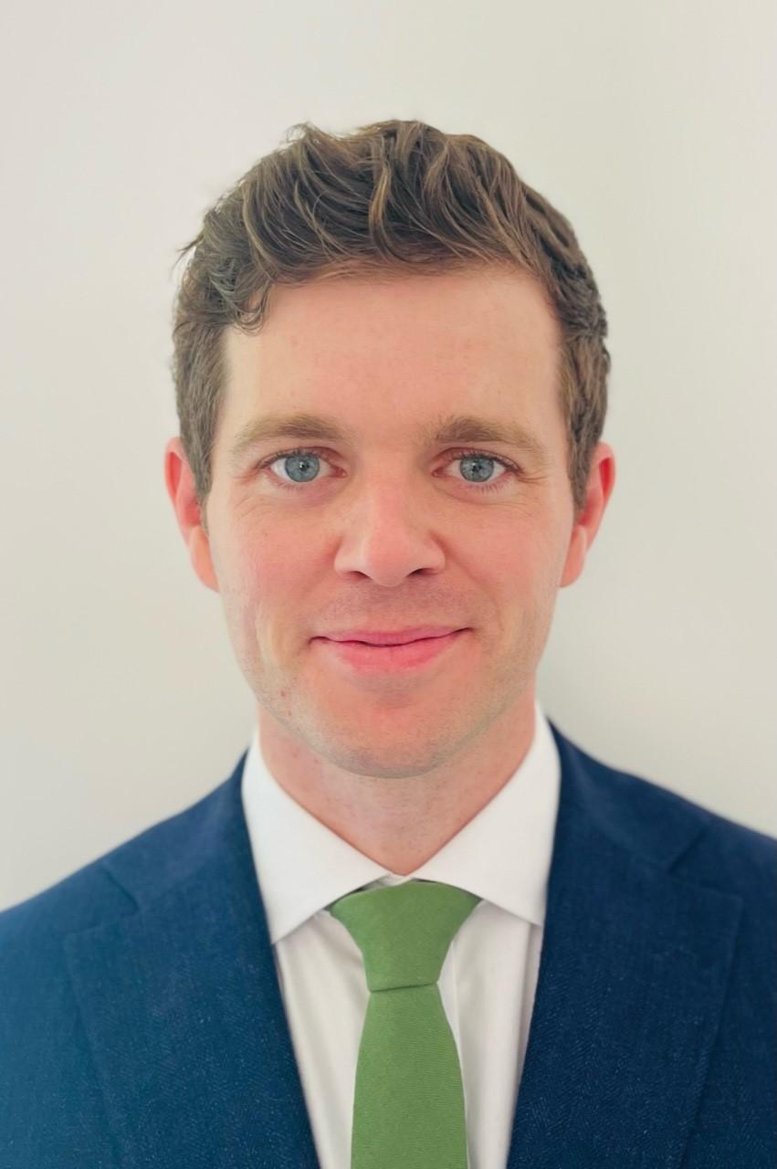 Mr Stephen Stewart Cathedral Eye Clinic