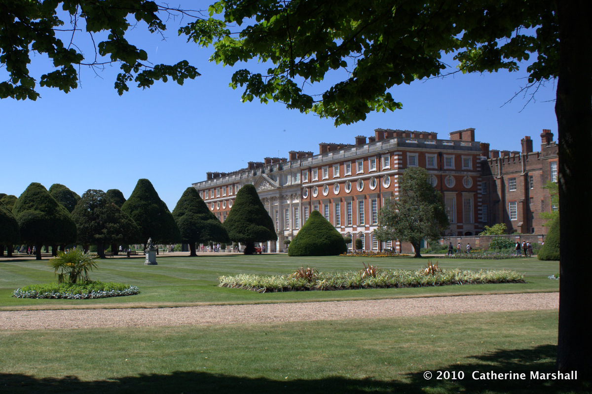 London Hampton Court