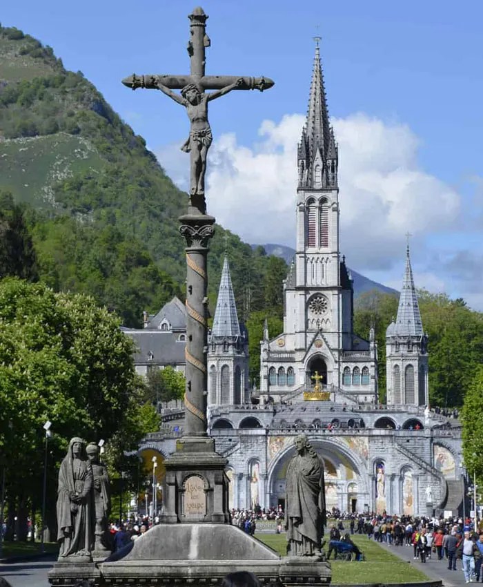 Sanctuary of Our Lady of Lourdes, France, Marian Apparition CSB