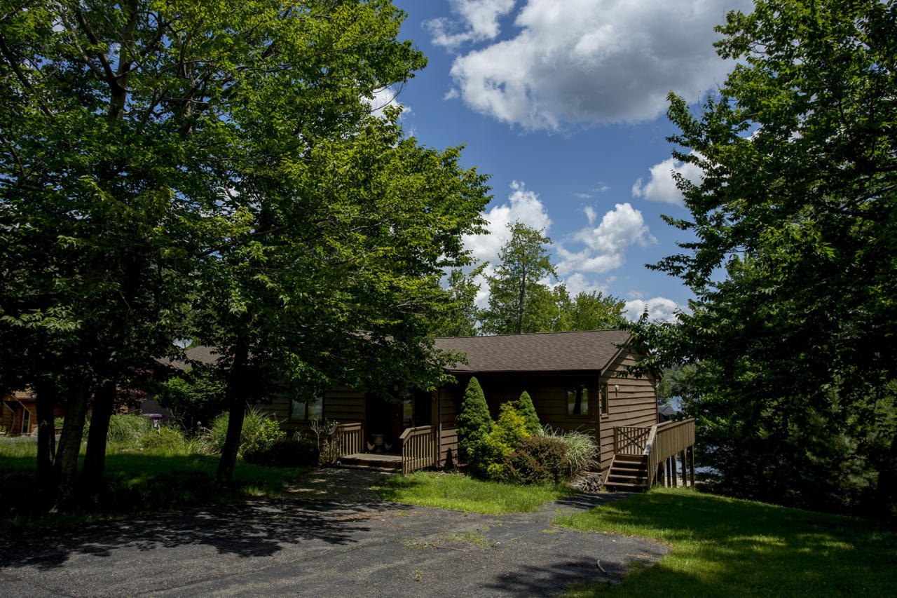 Leisurely LakeFRONT Living Catskill Castles