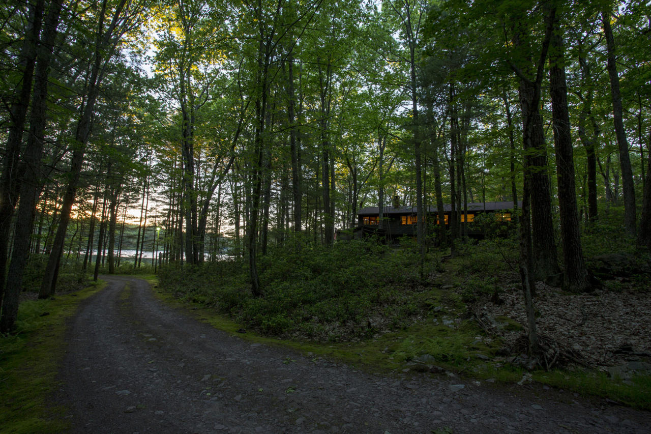 Merriewold Lakefront Treehouse Catskill Castles