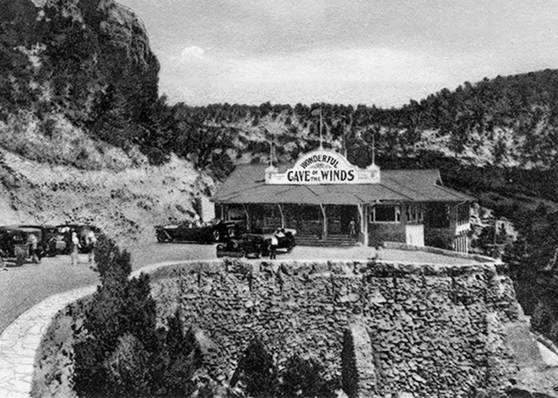 Cave Tours Cave of the Winds Mountain Park