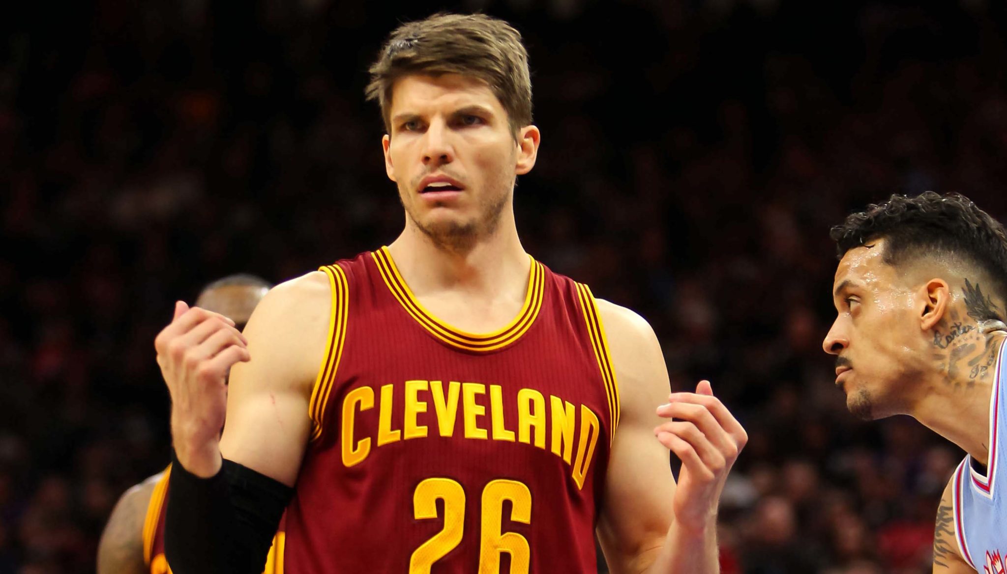 Kyle Korver gives his thoughts on the CavsWarriors rivalry