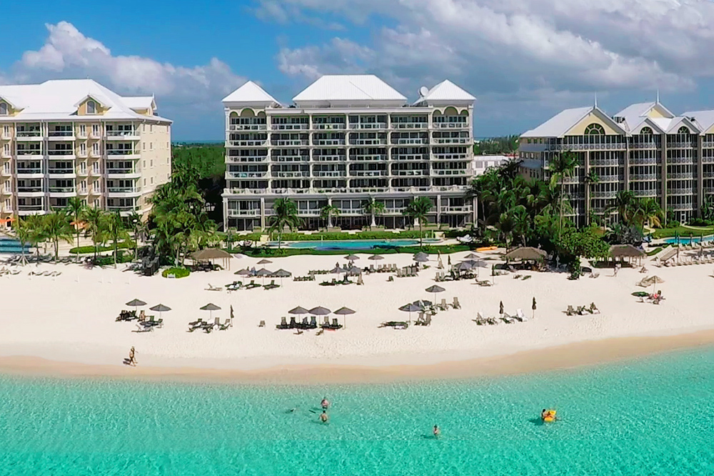 Condominiums Seven Mile Beach Grand Cayman