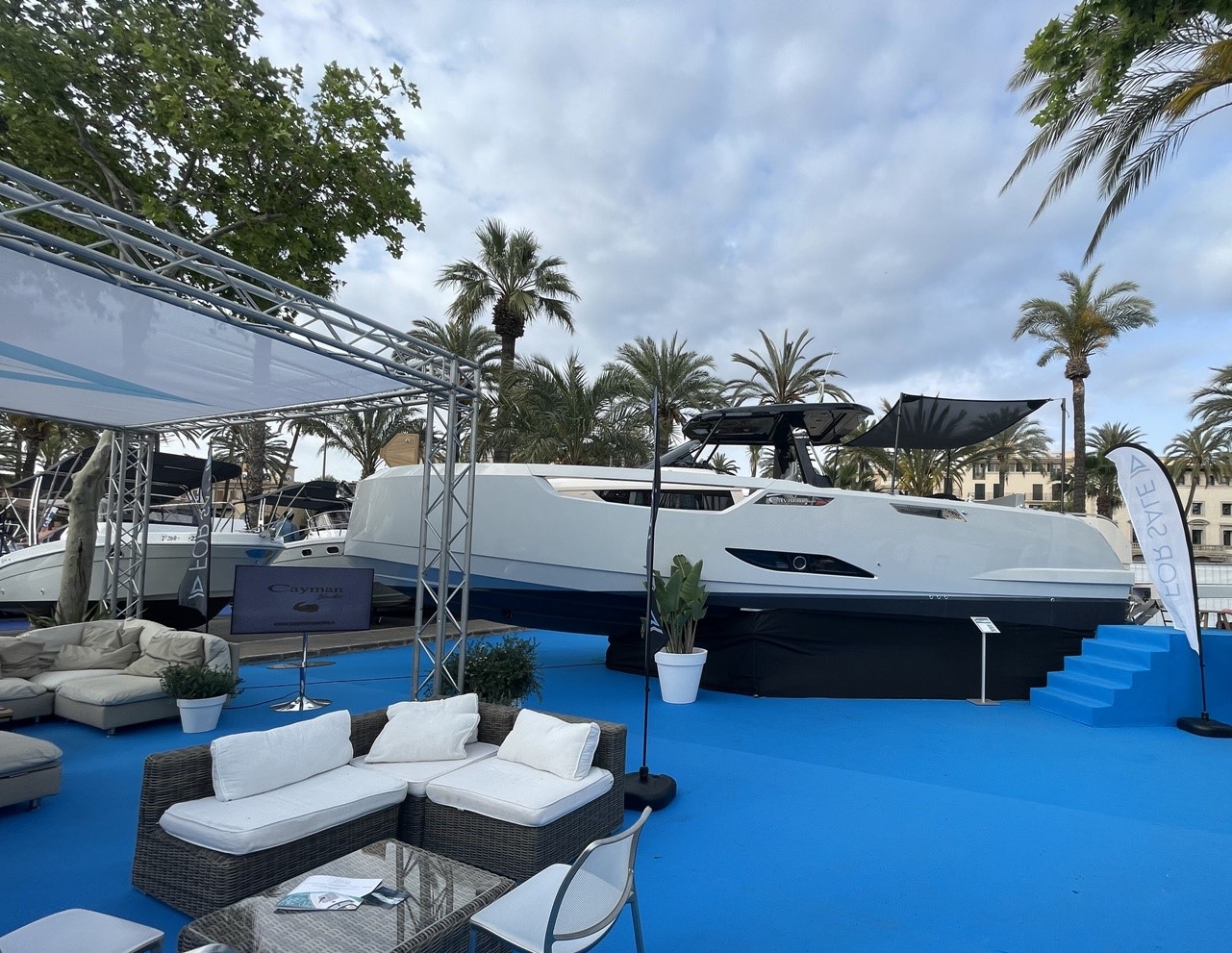 CAYMAN YACHTS ENCHANT PALMA DE MALLORCA Cayman Yachts