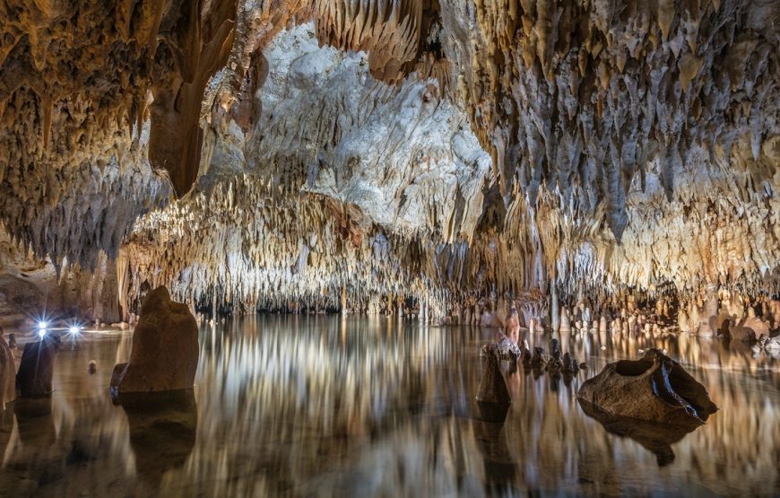 Cayman Crystal Caves Group Tour CayTours