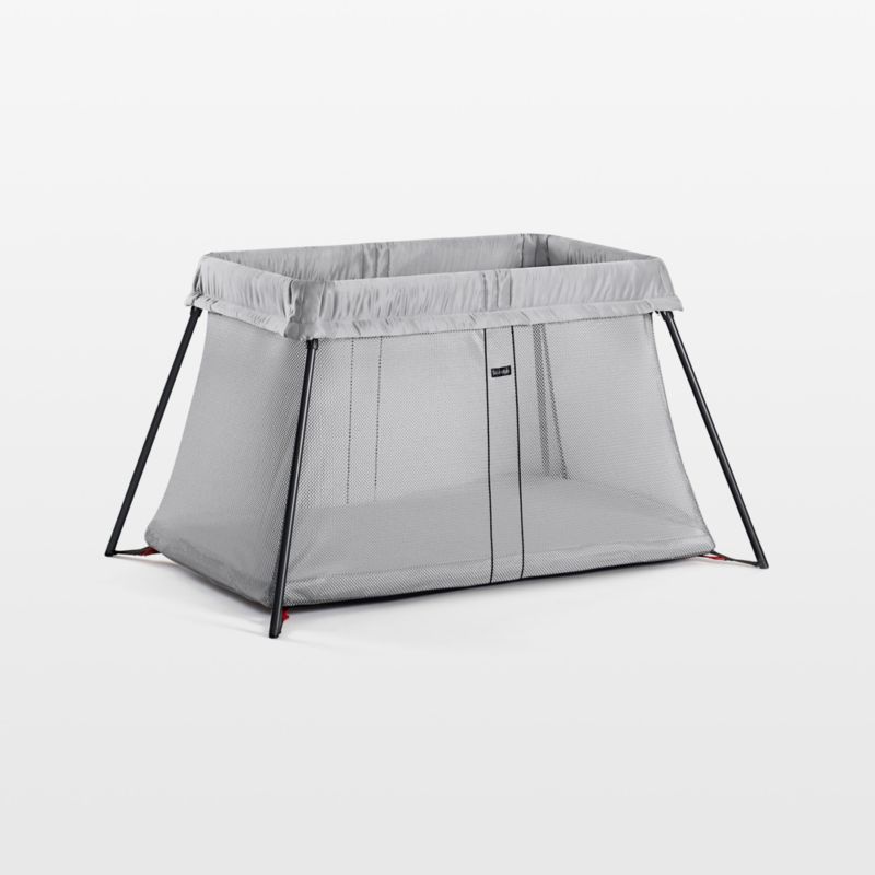 BABYBJÖRN Silver Lightweight Travel Crib with Fitted Sheet Bundle Pack