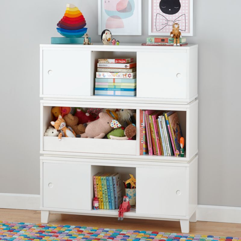 District 2Cube Warm White Wood Stackable Kids Bookcase & Board Game