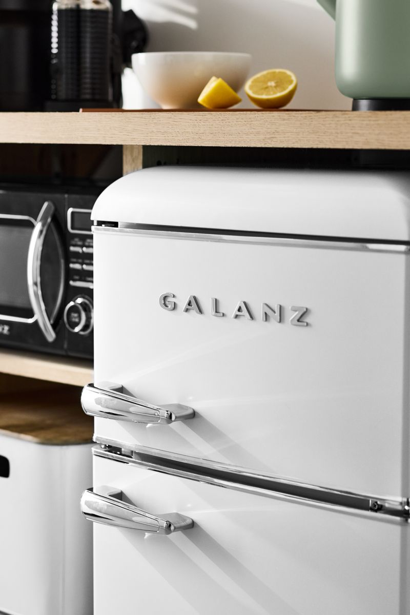 Galanz Retro White 3.1 CuFt Dual Door Mini Refrigerator + Reviews