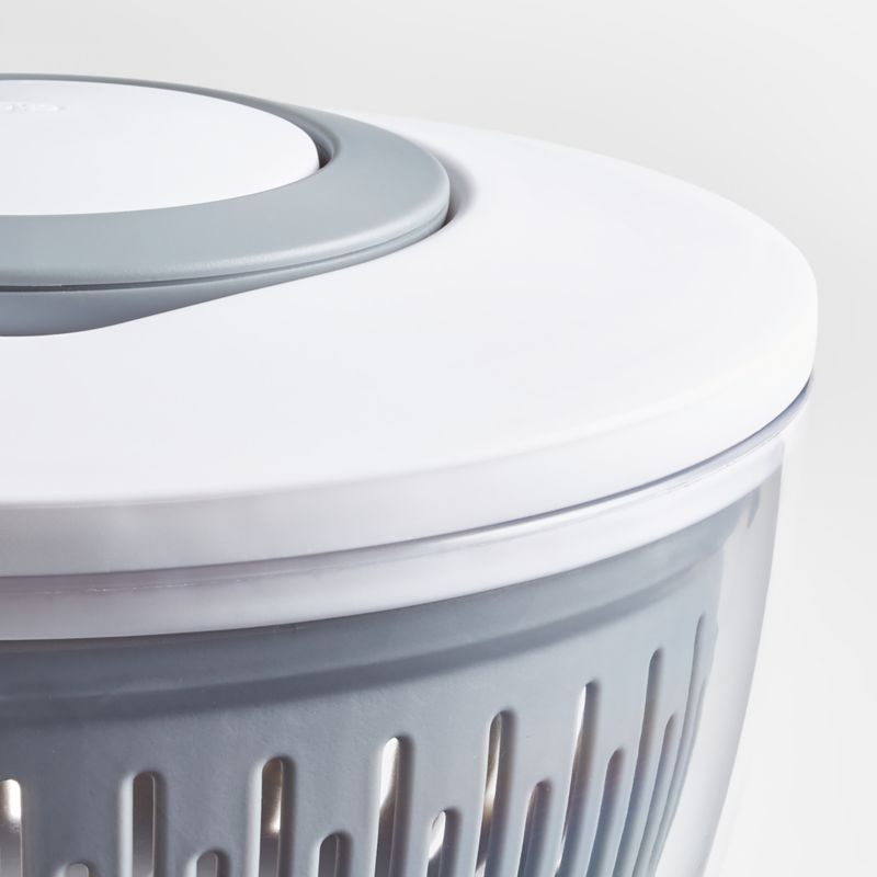 Chef'N Salad Spinner and Chopper + Reviews Crate & Barrel Canada