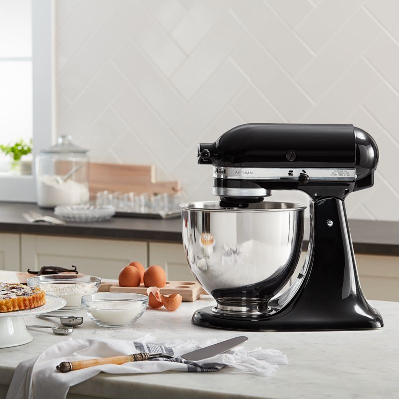 KitchenAid KSM150PSOB Artisan Onyx Black 5Quart TiltHead Stand Mixer + Reviews Crate & Barrel