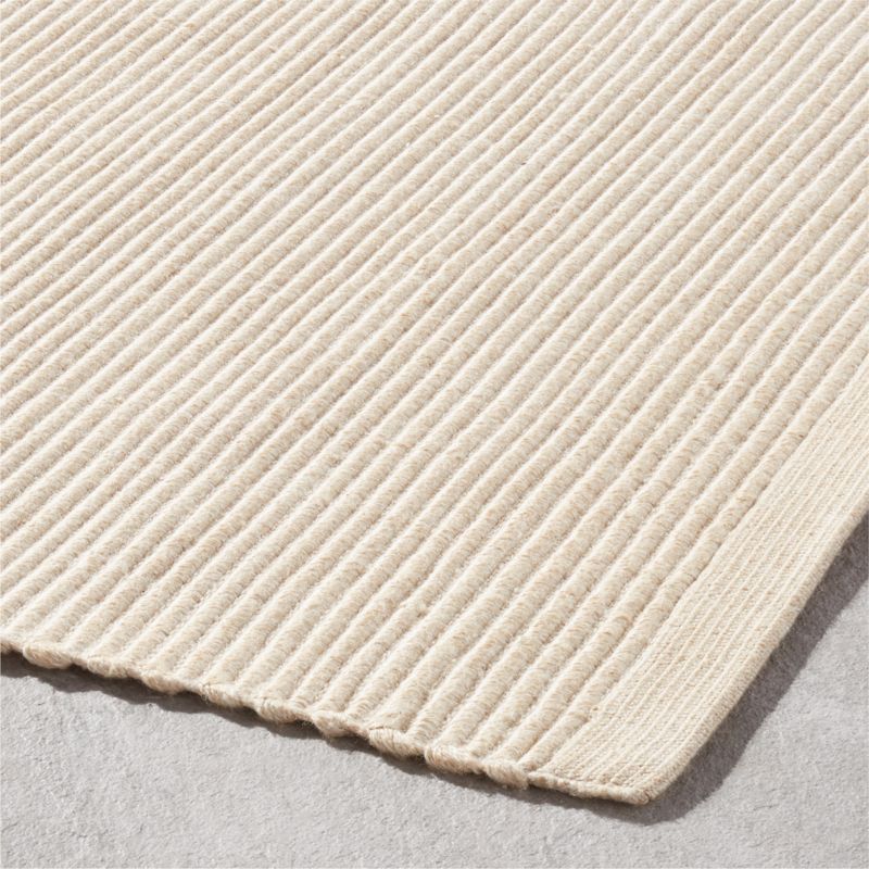Diver Handwoven Neutral Indoor/Outdoor Performance Area Rug 5'x8' by