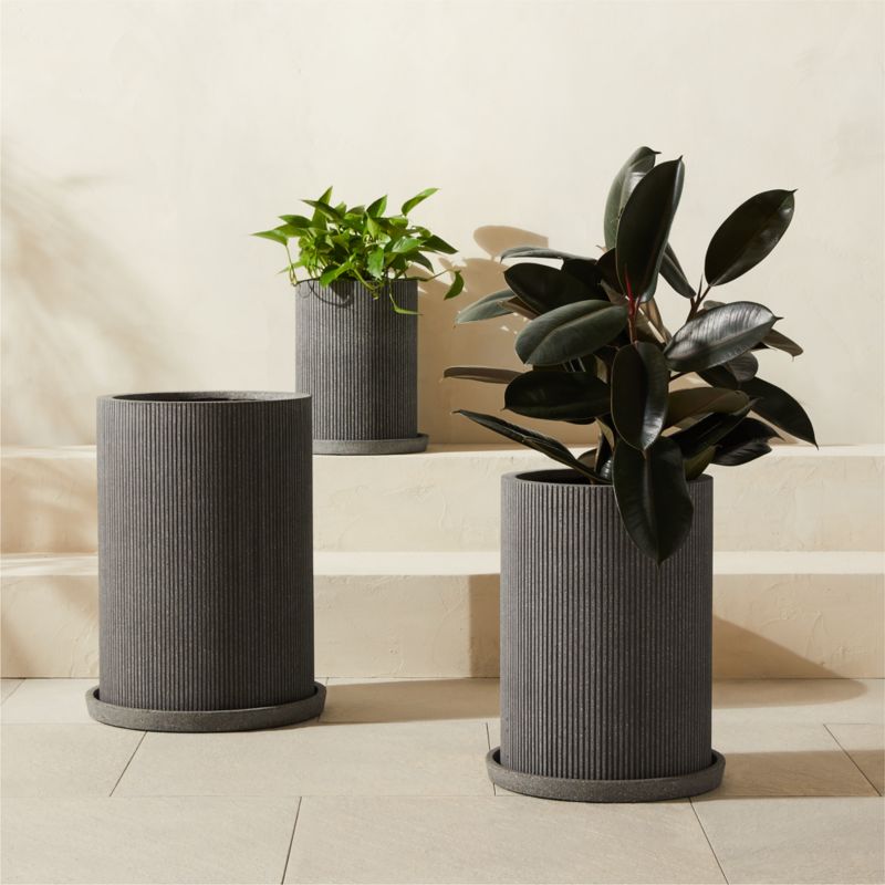 Stari Light Grey Indoor/Outdoor Large Planter with Saucer + Reviews CB2