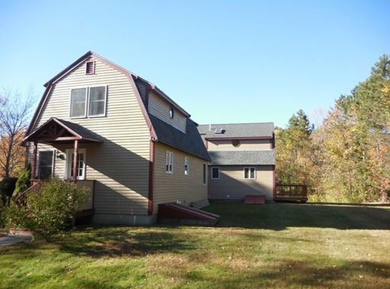 Bachelor St., West Newbury CBC Financial