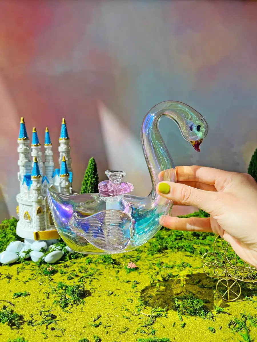 Swan Bong CBD House of Healing in Abilene TX