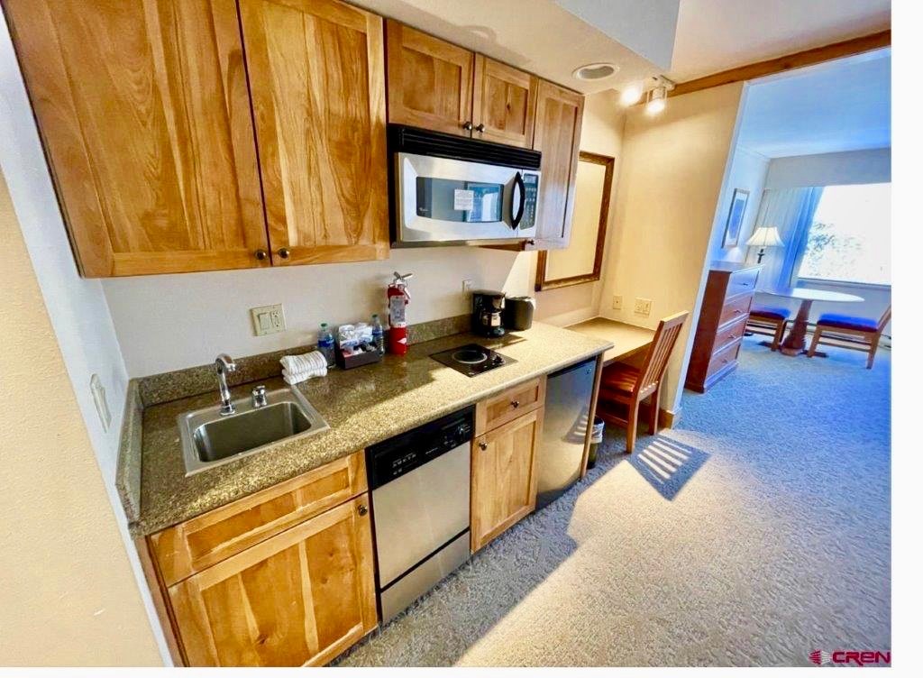 Grand Lodge 417, 6 Emmons Road Crested Butte Real Estate