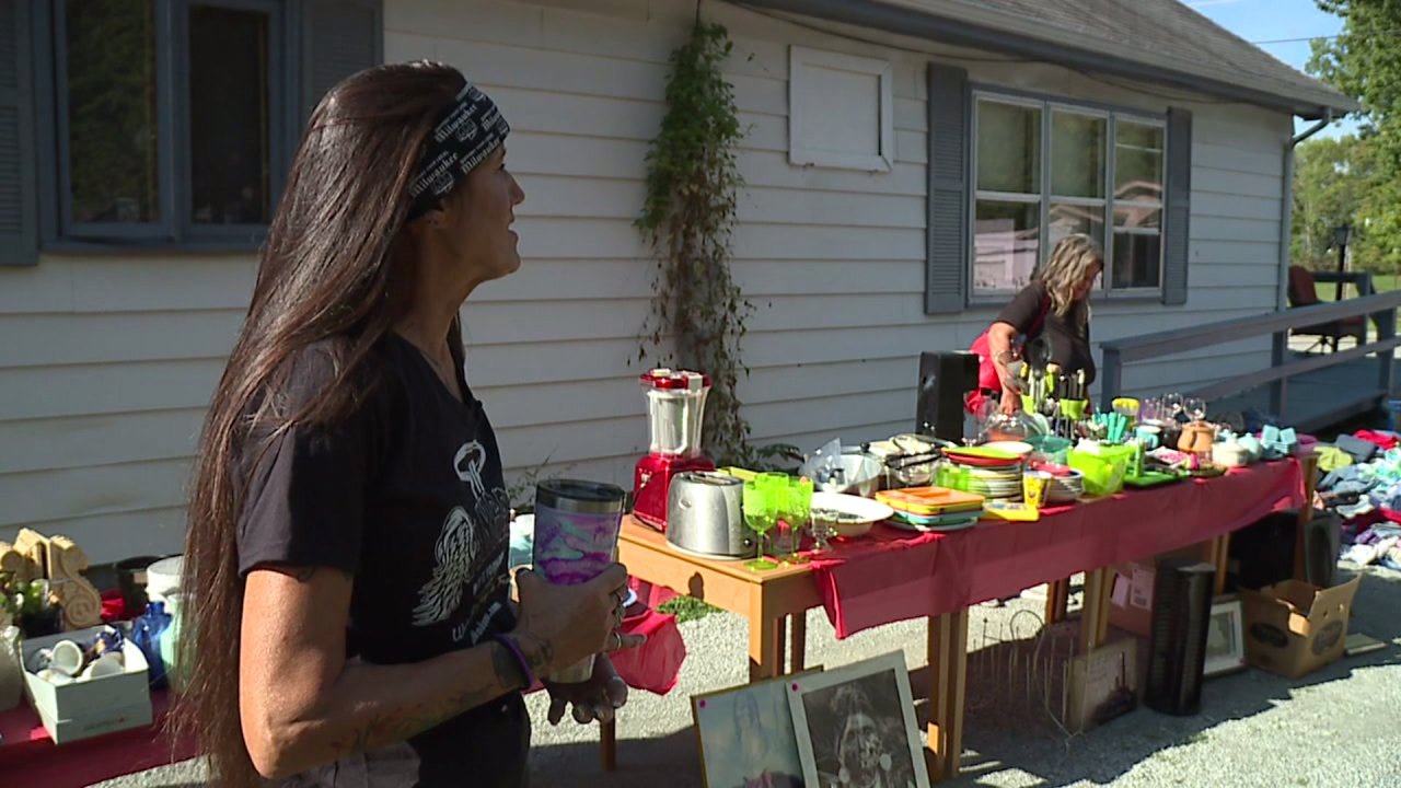 ‘Pay it Forward Kokomo’ spreads kindness throughout Howard County