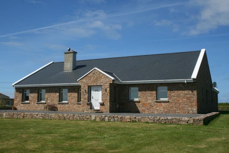 Holiday Cottage 346 Omey View Claddaghduff Connemara