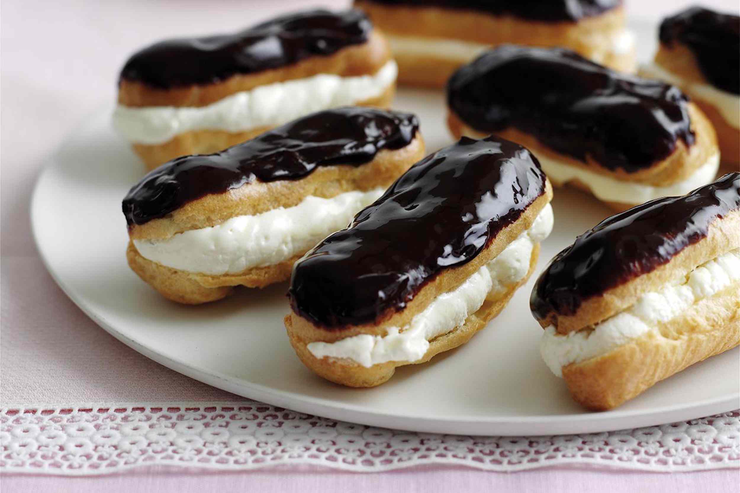 Pastry Class Cream Puffs & Éclairs (09/18/21) Classic Cooking Academy